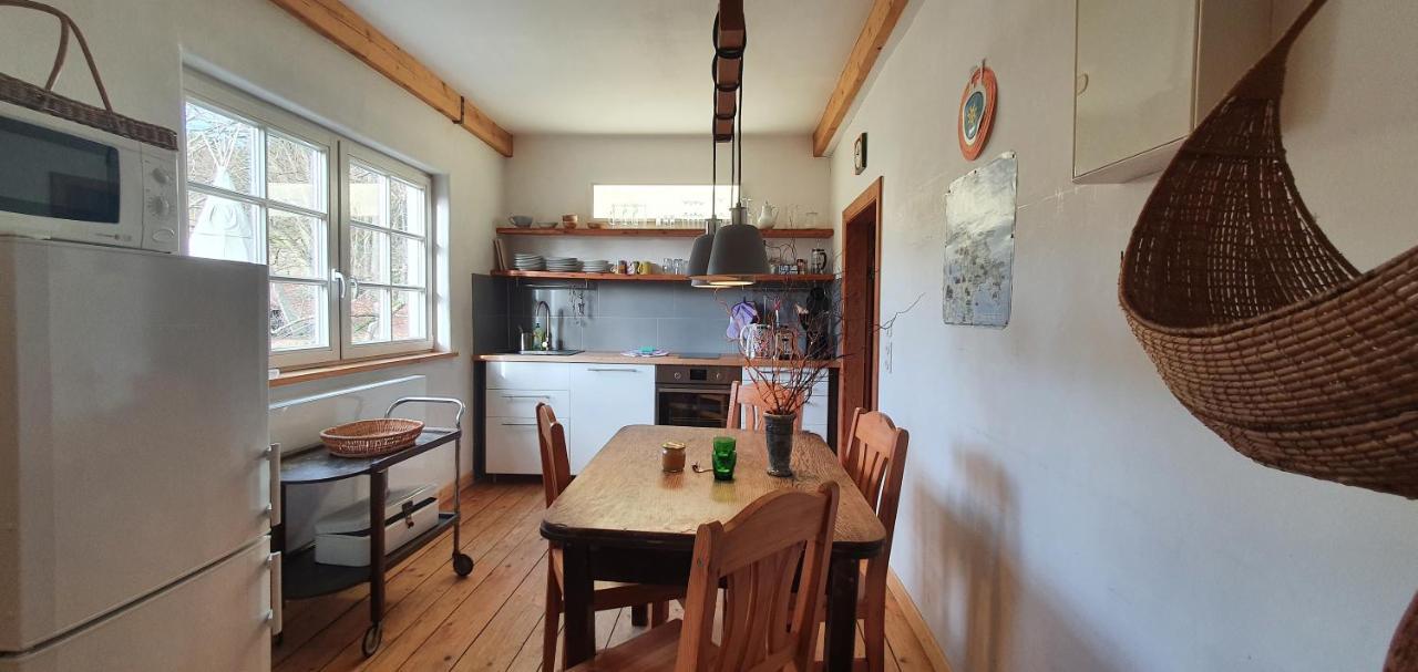Apartment Vera, Naehe Binz In Traumhafter Alleinlage, 4-8 P. Zirkow Bagian luar foto